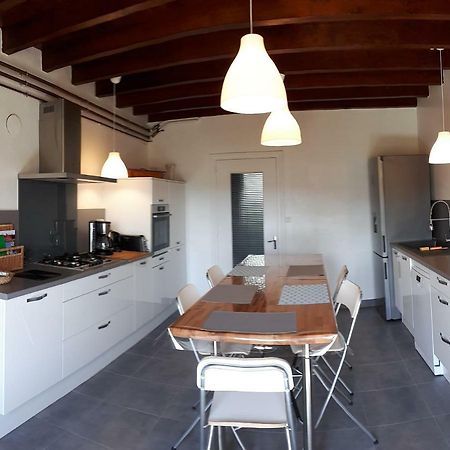 Grand Gite Maison D Alice Auvergne - 15 Personnes Saint-Bonnet-les-Quarts المظهر الخارجي الصورة